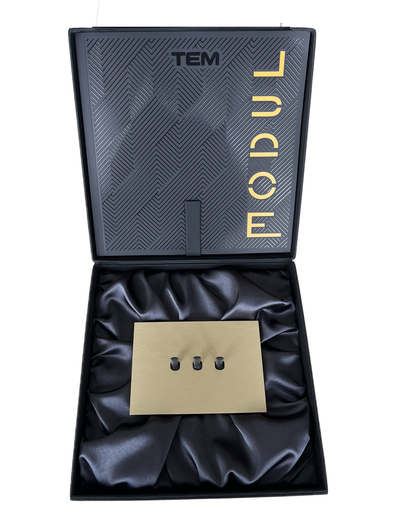 Мострена кутия TEM Edge - механизъм антрацит/рамка злато