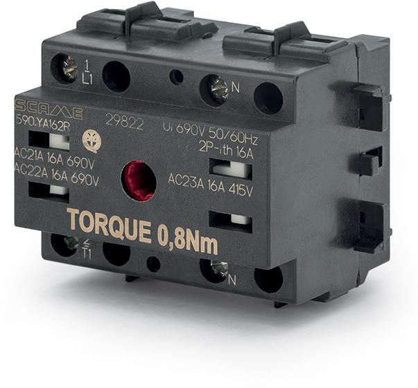 Пакетен прекъсвач Y1 40A 4P I-0 без ръкохватка COMMAND Scame