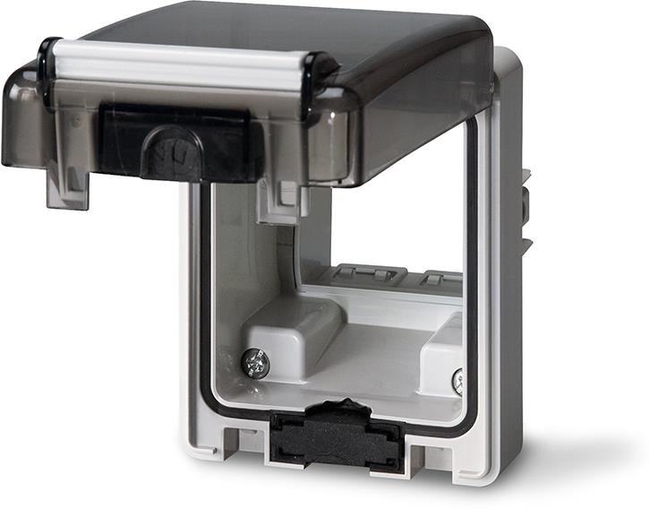 Адаптер включващ влагозащитена рамка IP 66 70х87мм за модули Evolution Scame