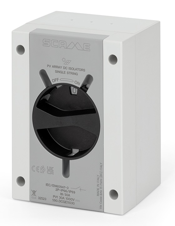 Пакетен прекъсвач D2 16A 2P I-0 в кутия 110x150x87mm IP66 Isolators PV1 1000V= Scame