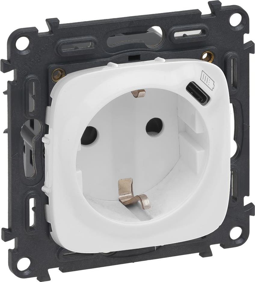 Контакт ШУКО 2P+E 16A + USB тип C 1.5A 7.5W цвят Бял Valena Allure Legrand