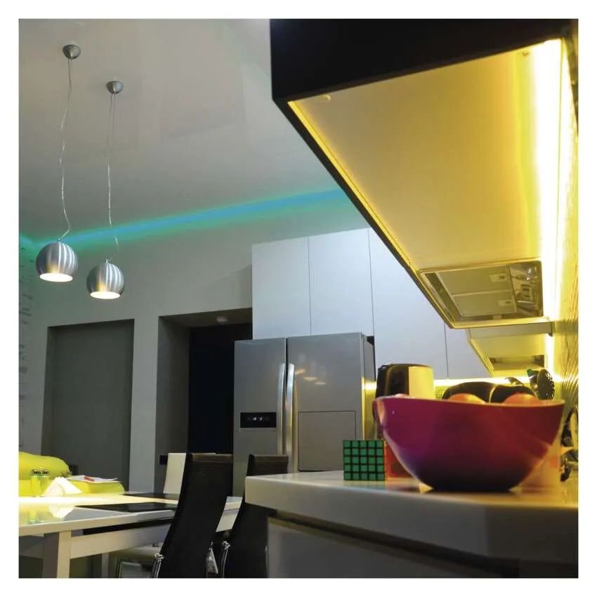 Лента LED 4.2W RGBW 280lm 110° 20000h 5м с контролер Wi-Fi GoSmart EMOS