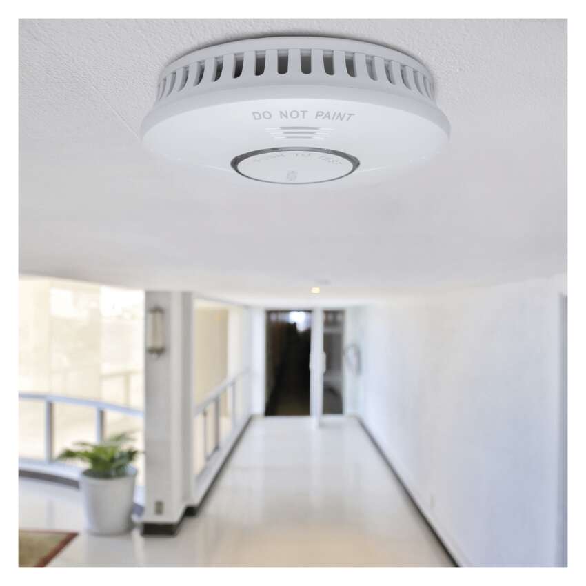 Безжичен датчик за дим със сирена 85dB TS380C-HW Wi-Fi GoSmart EMOS