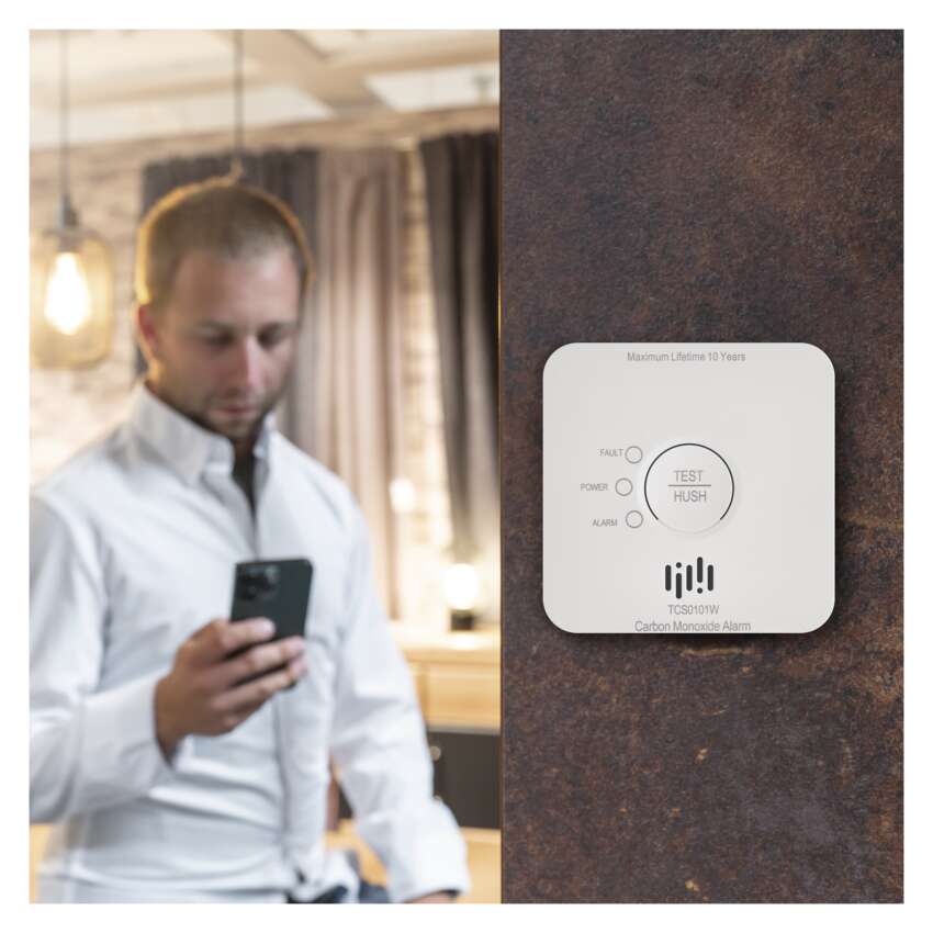 Безжичен датчик за CO със сирена 85dB TCS0101W Wi-Fi GoSmart EMOS