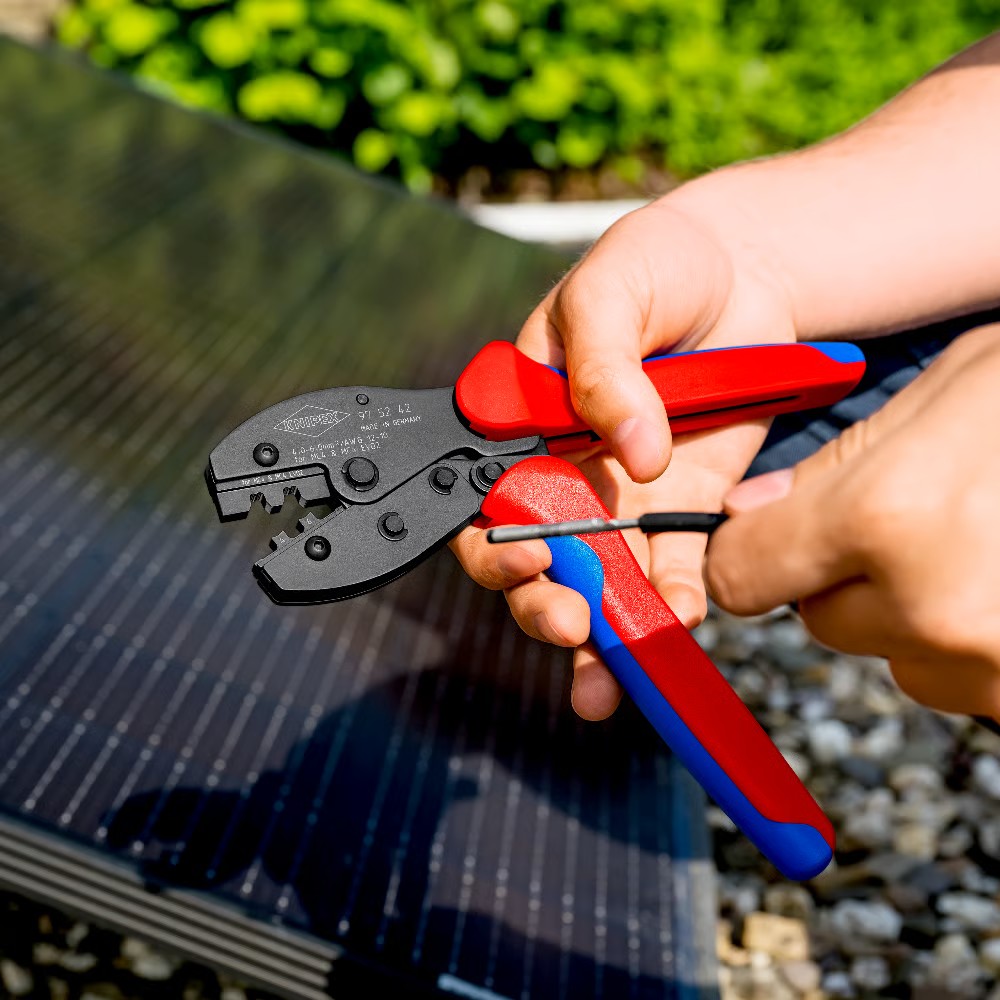 Клещи за кримпване на MC4/EVO2 конектори, PreciForce, синьо-червена ръкохватка 220мм, с пружина, Knipex