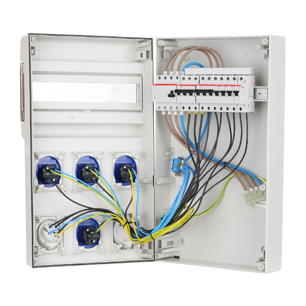 Табло 672.5616 тип А сглобено с индустриални контакти Scame и токови защити ABB