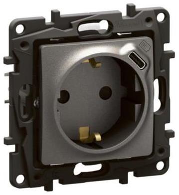 Контакт ШУКО 16A с детска защита и USB тип C 1.5A 7.5W цвят Сив Niloe New Legrand