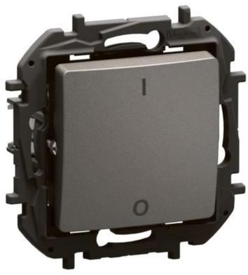 Двуполюсен ключ 10A цвят Сив Niloe New Legrand