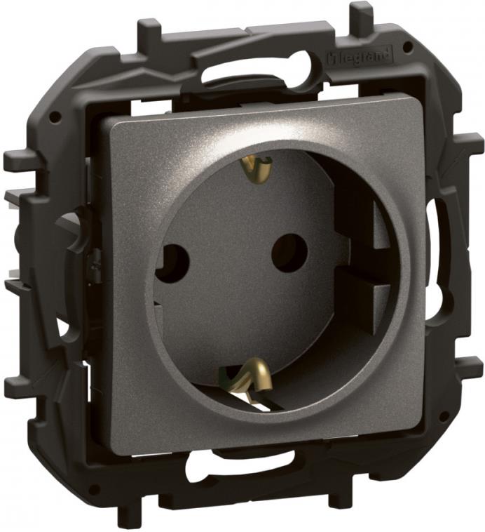 Контакт ШУКО 16A цвят Сив Niloe New Legrand