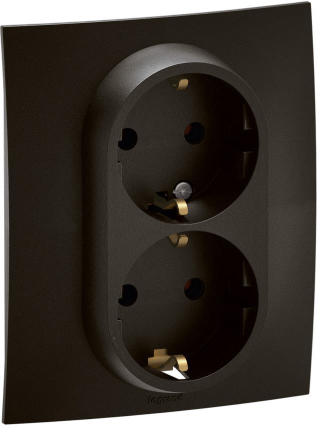 Контакт шуко ДВОЕН 16A моноблок цвят Черен Niloe New Legrand