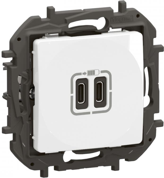 Розетка 2хUSB за зареждане тип C 3A 15W цвят Бял Niloe New Legrand