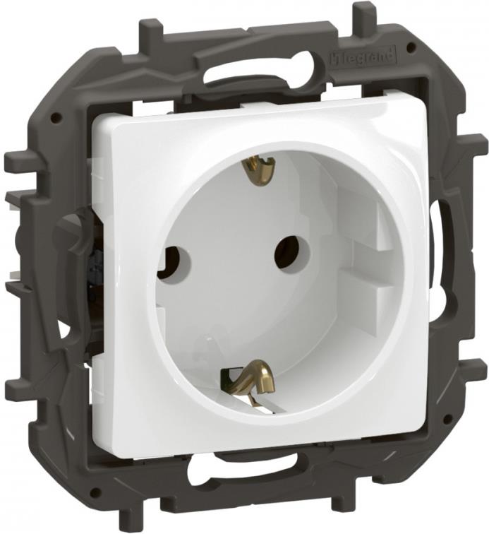 Контакт ШУКО 16A цвят Бял Niloe New Legrand