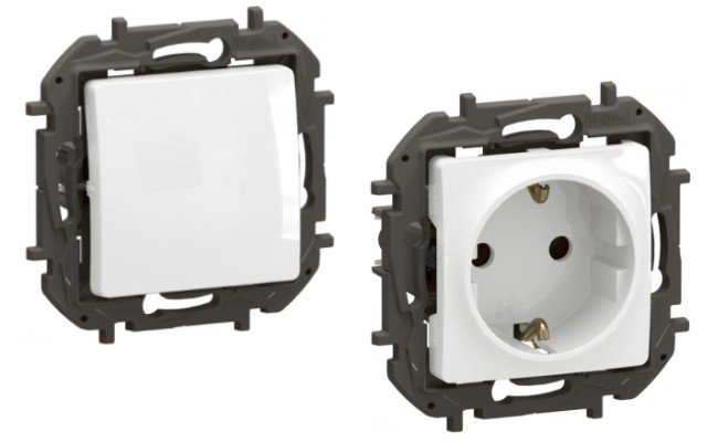 Бели механизми Niloe New Legrand