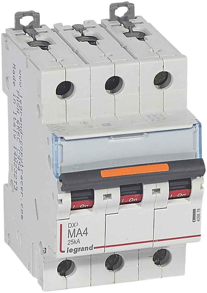 Автоматичен прекъсвач DX3 3P 4A MA 25kA 4,5 мод. Legrand